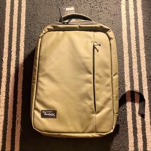 Incipio slim Backpack